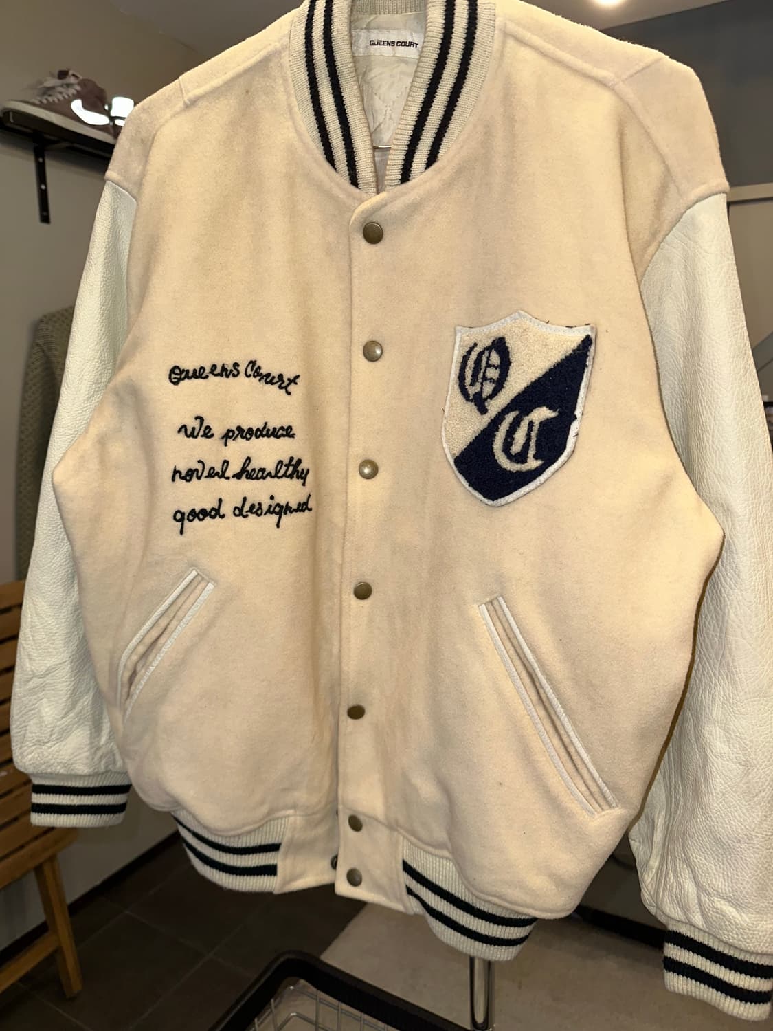 90’s Queens Court patch varsity jacket 상품이미지6