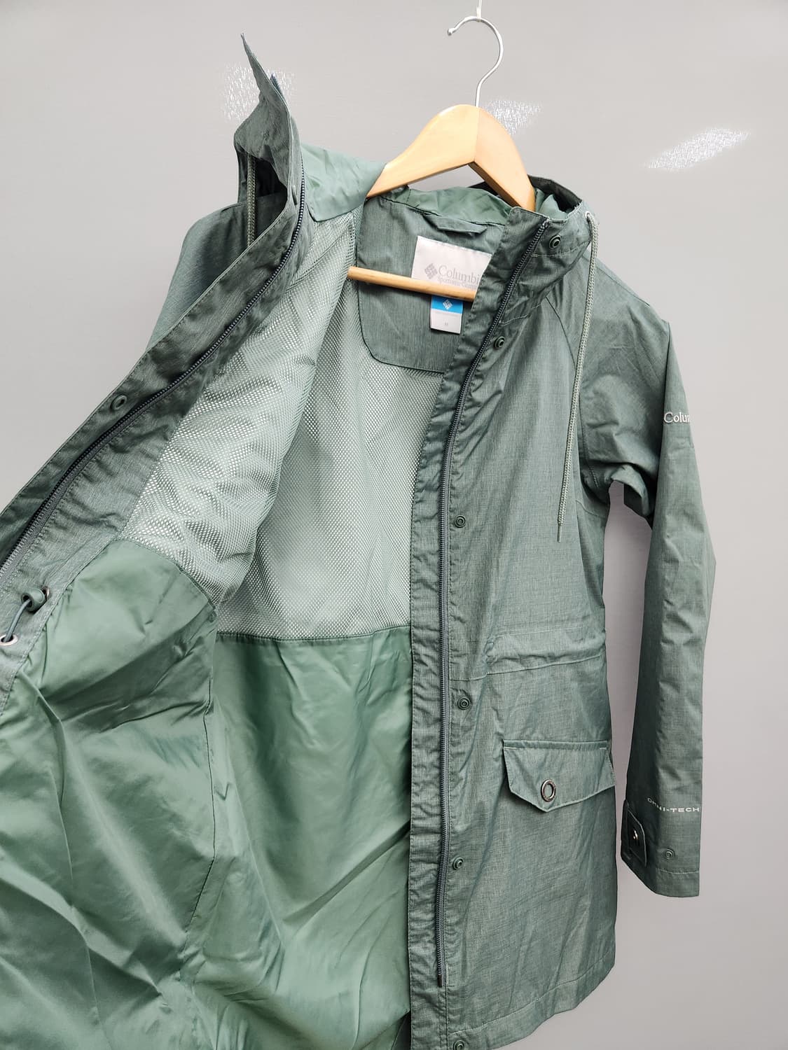 컬럼비아 오무니테크 여성 바람막이 상품이미지6