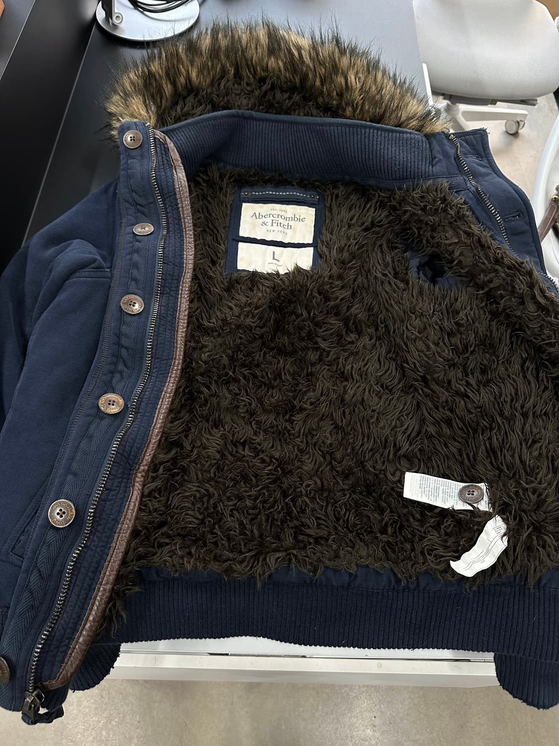 아베크롬비 울프죠 버튼 셰르파 점퍼 상품이미지5