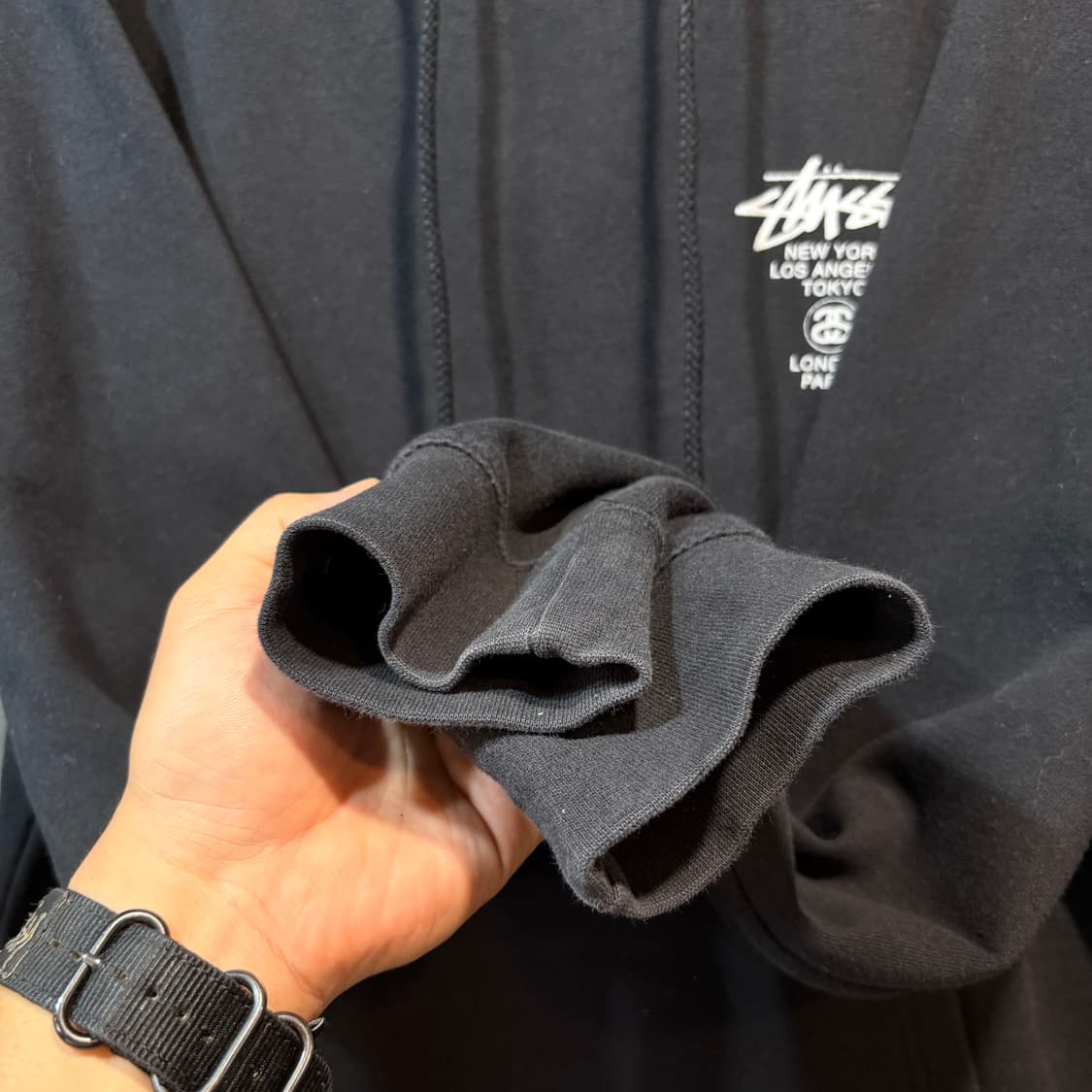 [L] STUSSY 스투시 월드투어 후드티 상품이미지3