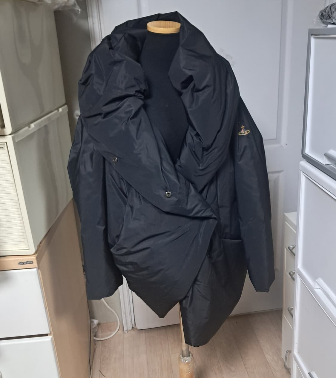 정품 비비안웨스트우드 패딩 덕다운 38(약55~66) 상품이미지1