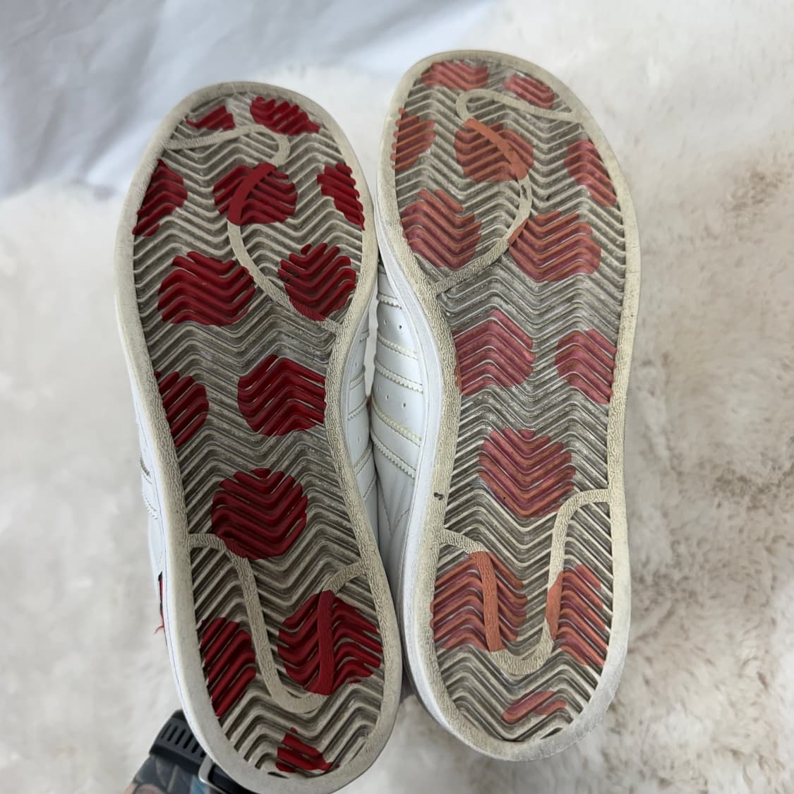 240) 아디다스 X 헬로키티 슈퍼스타 스니커즈 상품이미지6