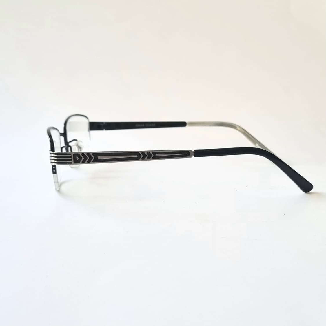 데드스탁 긱시크 가벼운 반무테 안경테  574 상품이미지5