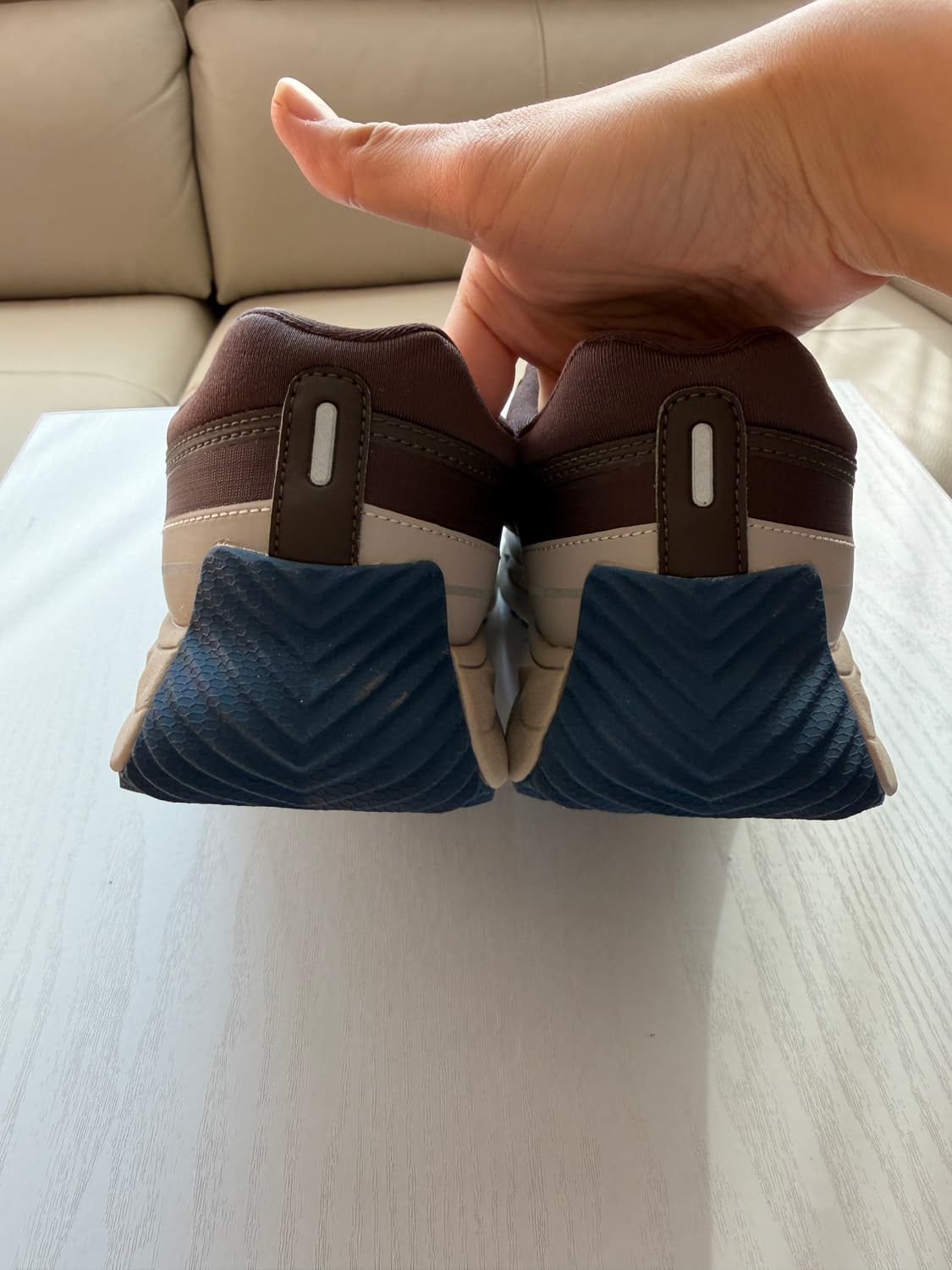 데상트 터레인디 딥브라운 상품이미지7