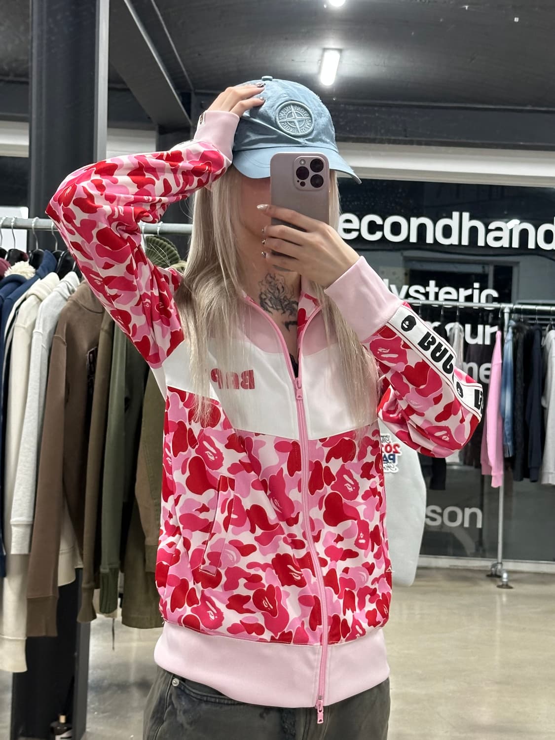  베이프 ABC 카모 레온 릴렉스드 샤크 풀 집 후드 핑크 상품이미지1