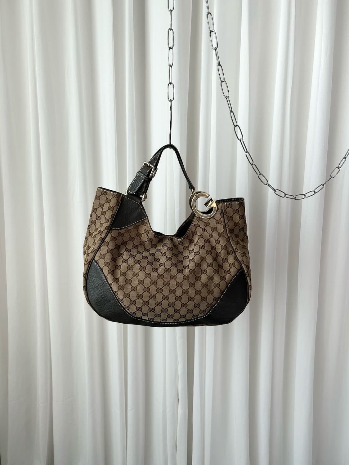 구찌 정품 구찌 GG 캔버스 샬롯 숄더백 상품이미지1