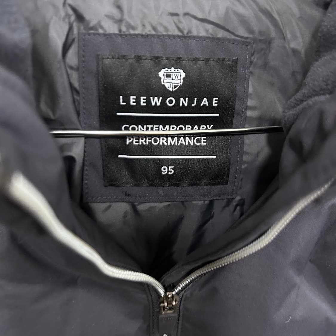 이원재 골프웨어 퀼티드 무광 후드 패딩 상품이미지3