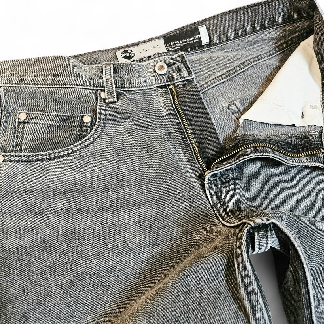 [32X32][리바이스] 실버탭®루즈핏 블랙 데님# 상품이미지3