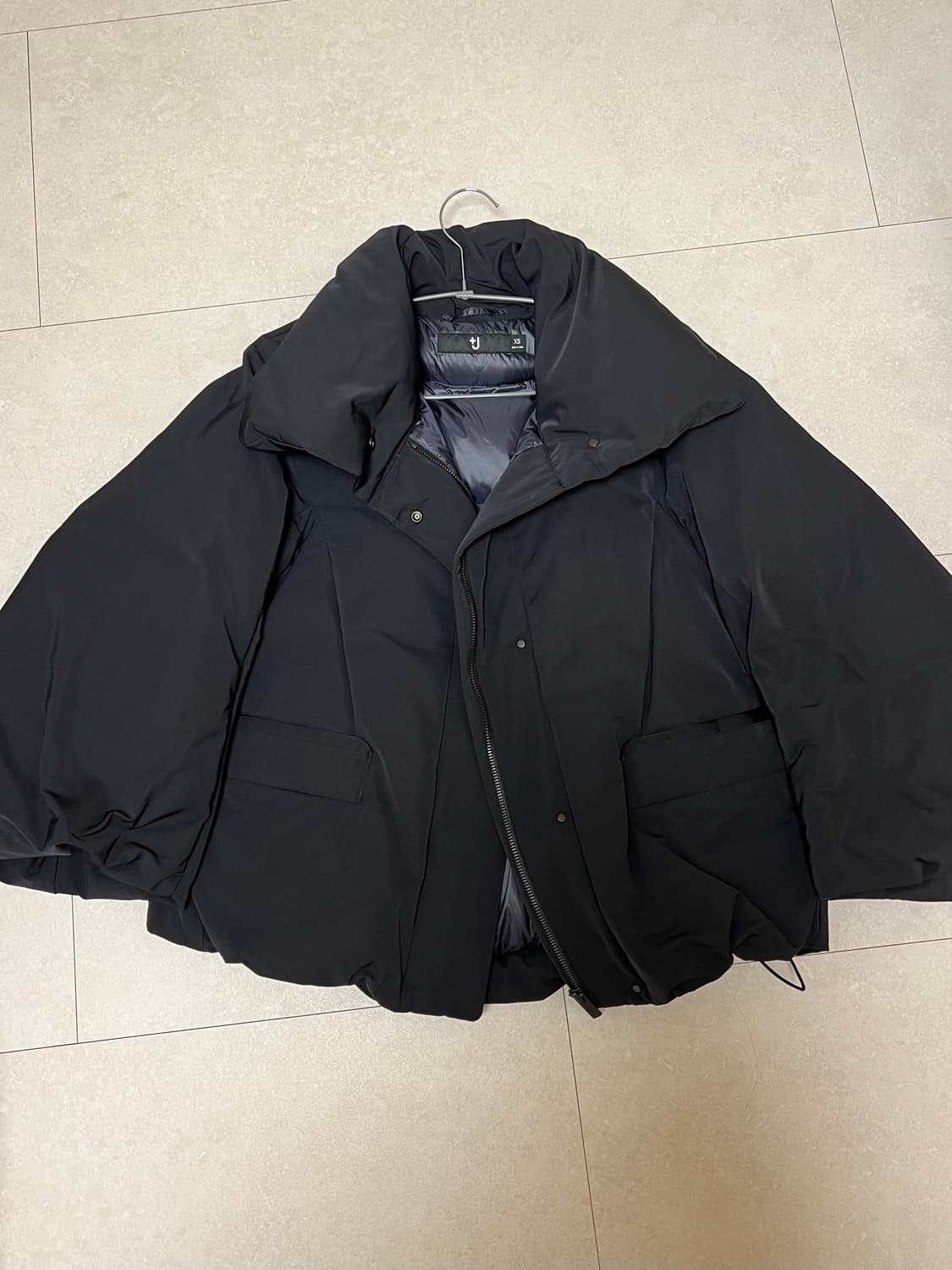 유니클로 질샌더 협업 패딩 상품이미지1