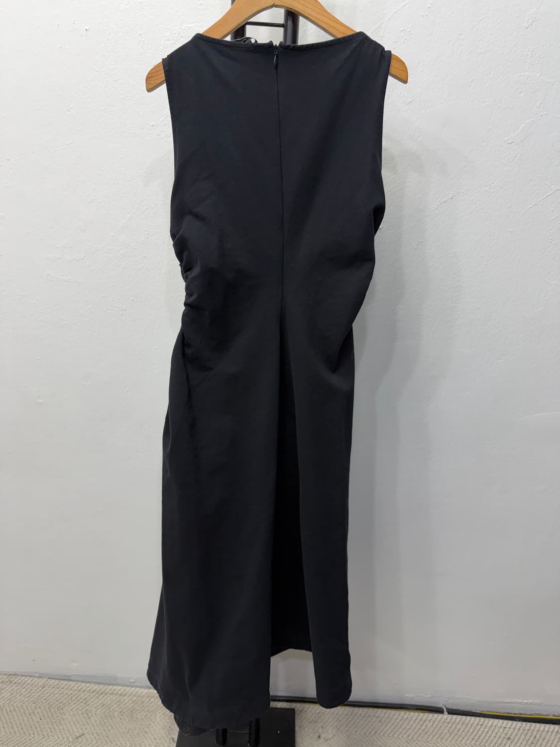 정품) COS 코스 블랙 셔링 미니 원피스 S 상품이미지5