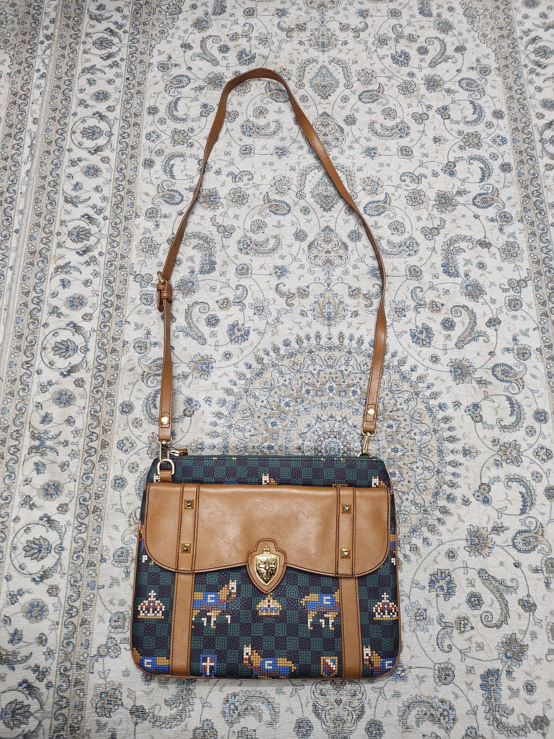 라빠레뜨 패턴 프린팅 크로스백 상품이미지1