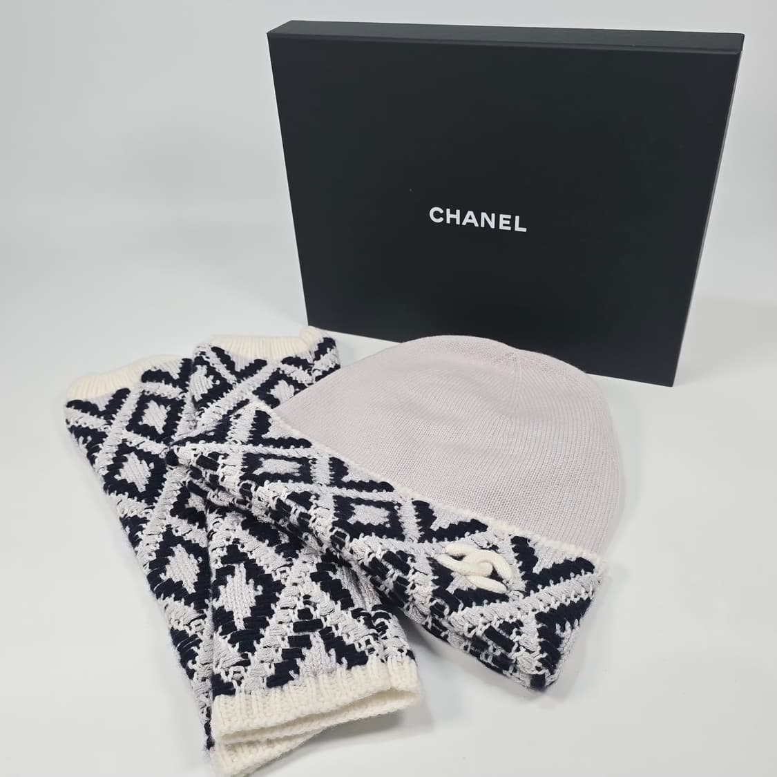샤넬 캐시미어 비니 글로브 워머 SET 상품이미지1
