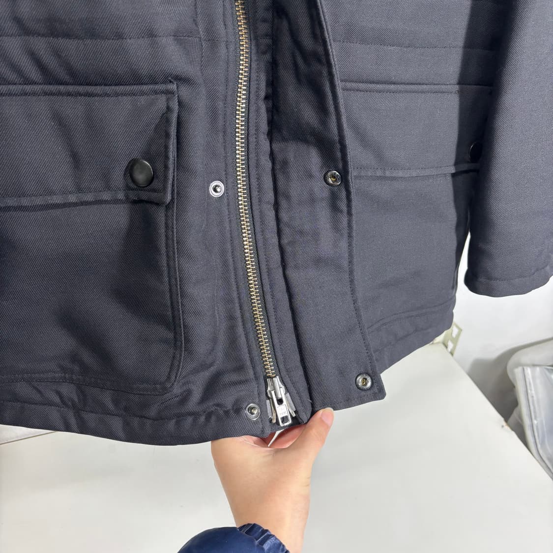 100 M 폴스미스 블랙 후드탈부착 누빔 N3B점퍼 상품이미지2