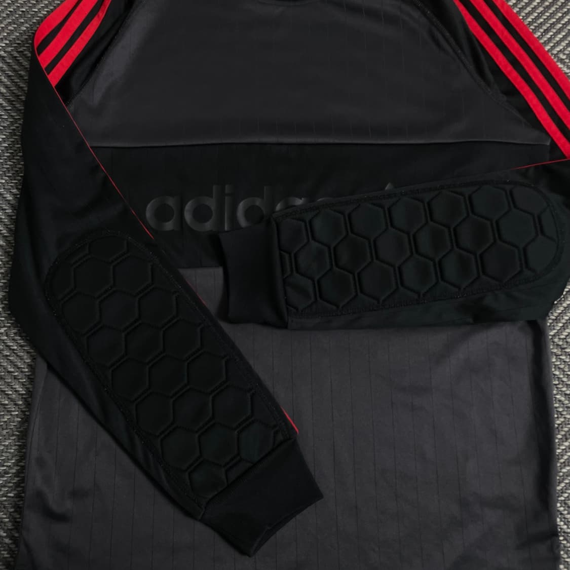 아디다스 빅로고 쓰리 스트라이프 트레이닝 탑y 2981 상품이미지5