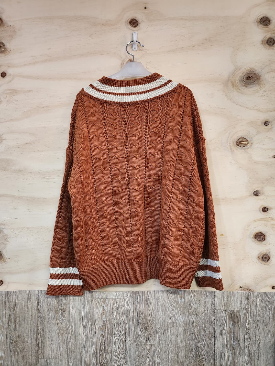 657) 티뷰 t.view 브이넥 케이블 니트 상품이미지2