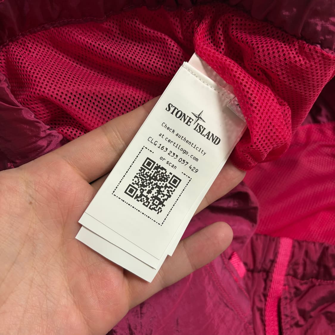 새상품(XL)스톤아일랜드 로고 나일론 스윔팬츠 푸시아 상품이미지3