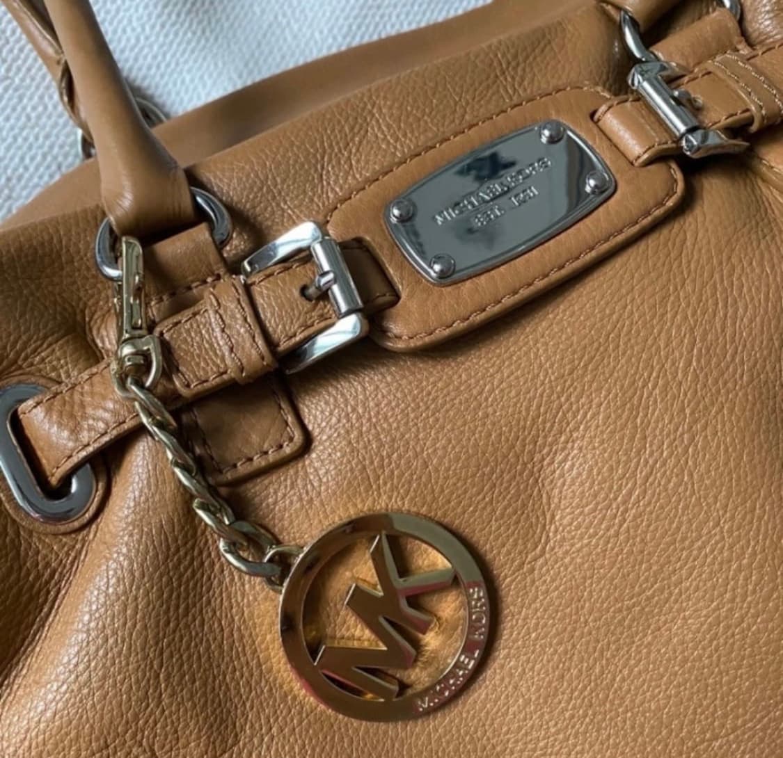 Michael kors 소가죽 빅 레더 숄더백 카멜 상품이미지4