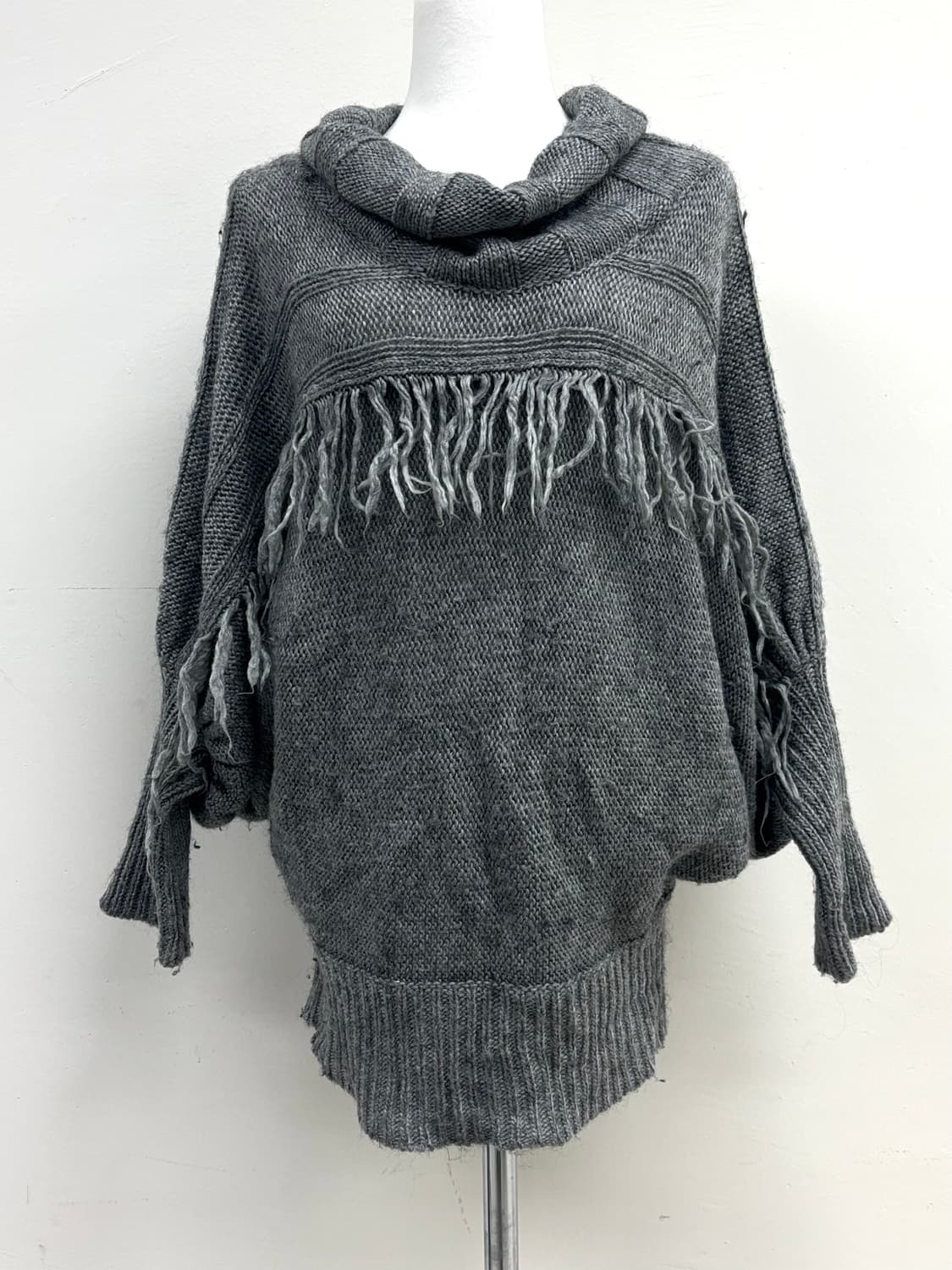 빈티지 그레이 프린지 니트 상품이미지4