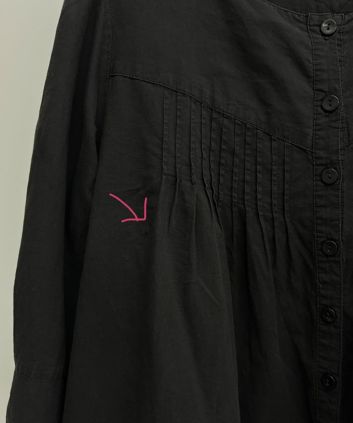 Black buttoned shirring blouse 상품이미지7