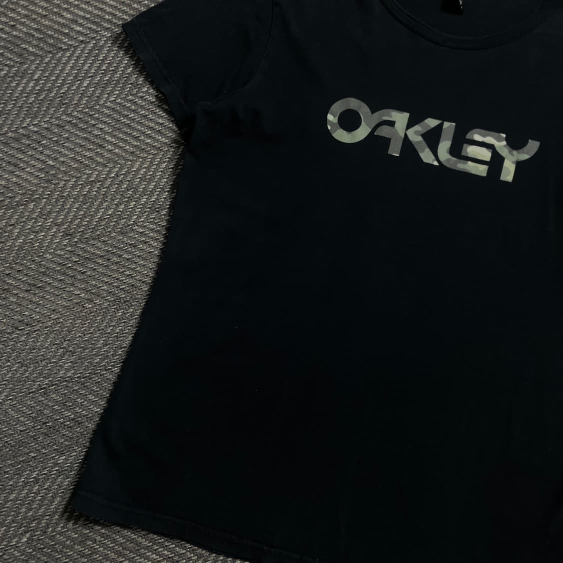오클리 카모 로고 Mark ll 반팔 티셔츠 y 4682 상품이미지3