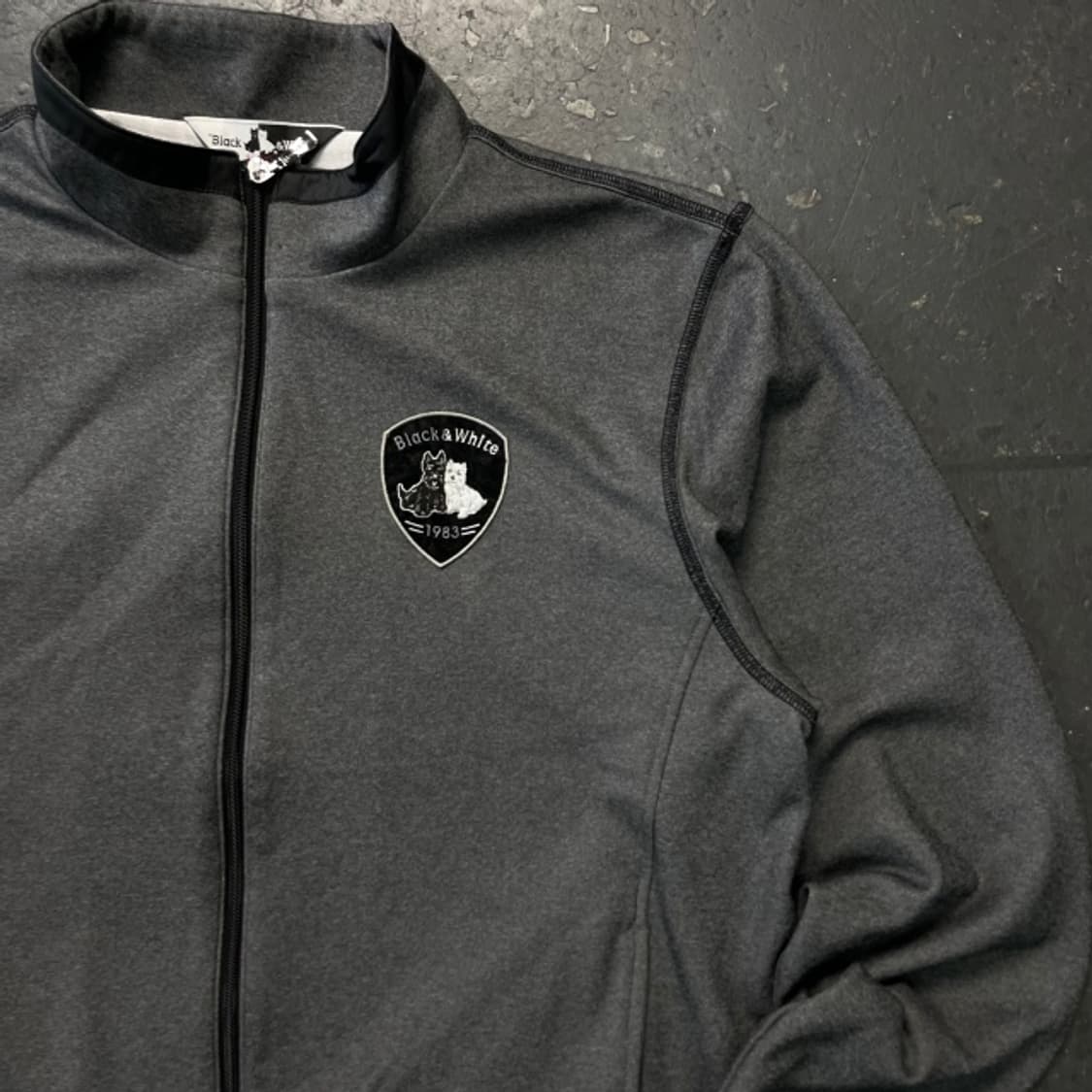 105 블랙앤화이트 방풍 집업 상품이미지2