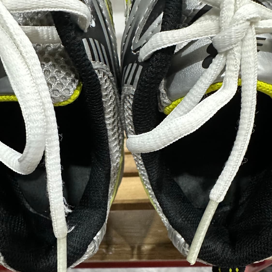 255) 뉴발란스 운동화 남성 남자 신발 530 메탈 형광 상품이미지8