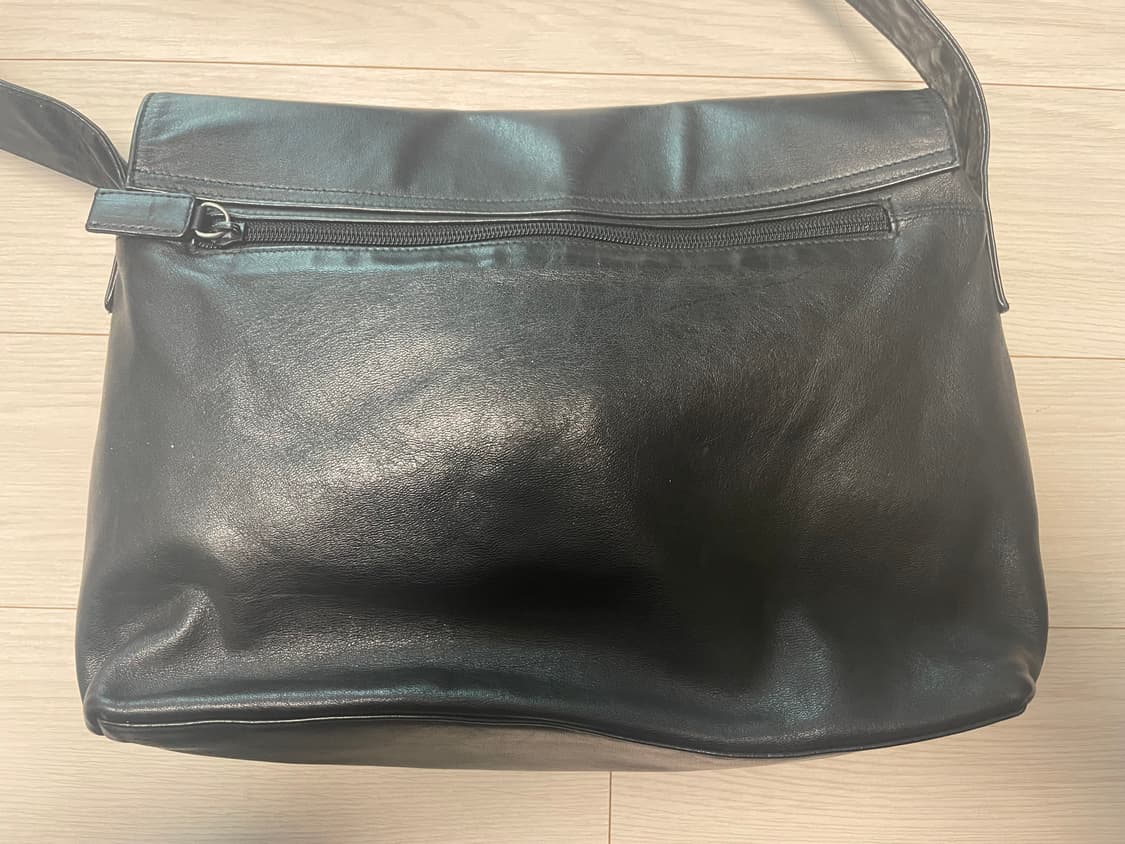 프라다 레더 메신저백 상품이미지5