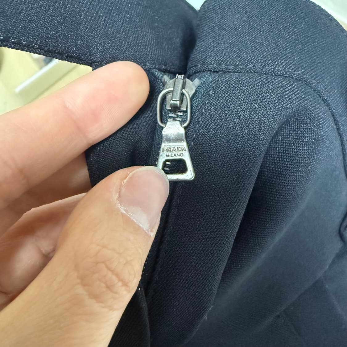 프라다 블랙 팬츠 상품이미지5