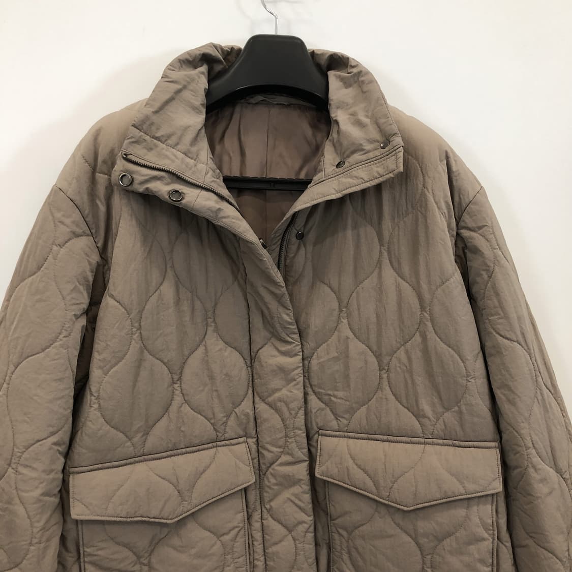 앤아더스토리즈 퀄팅 오버점퍼 L 상품이미지4