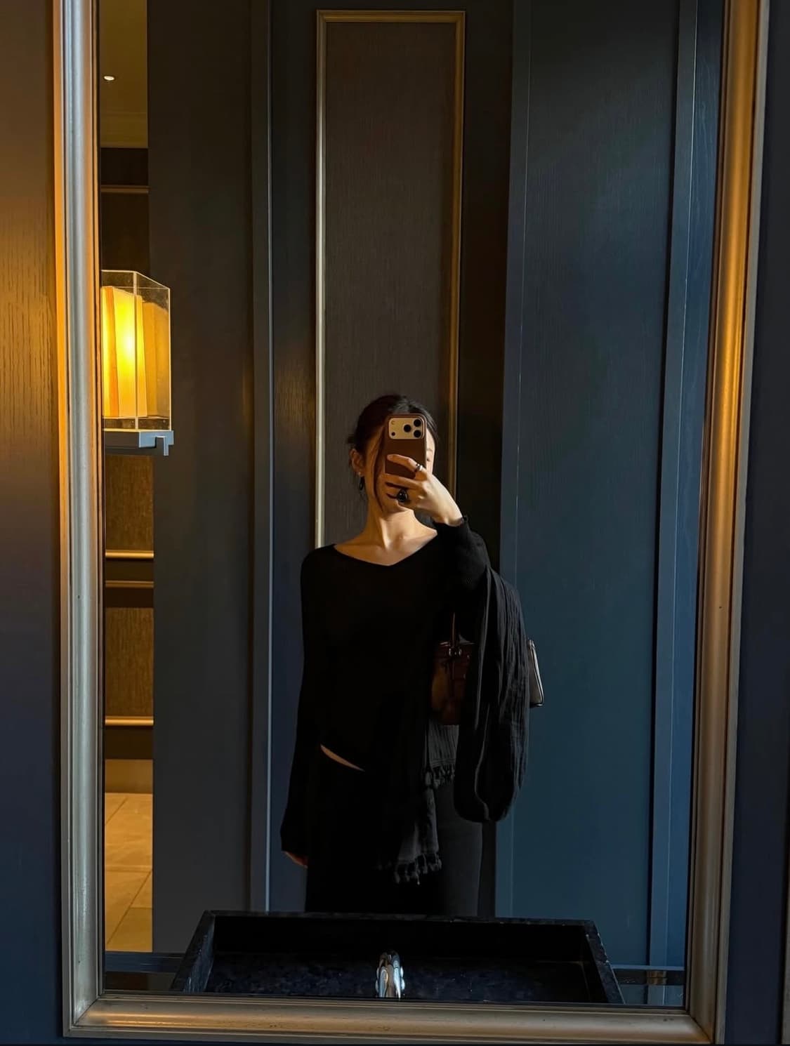 게드 V넥 니트 블랙 (새상품, 택O) 상품이미지1