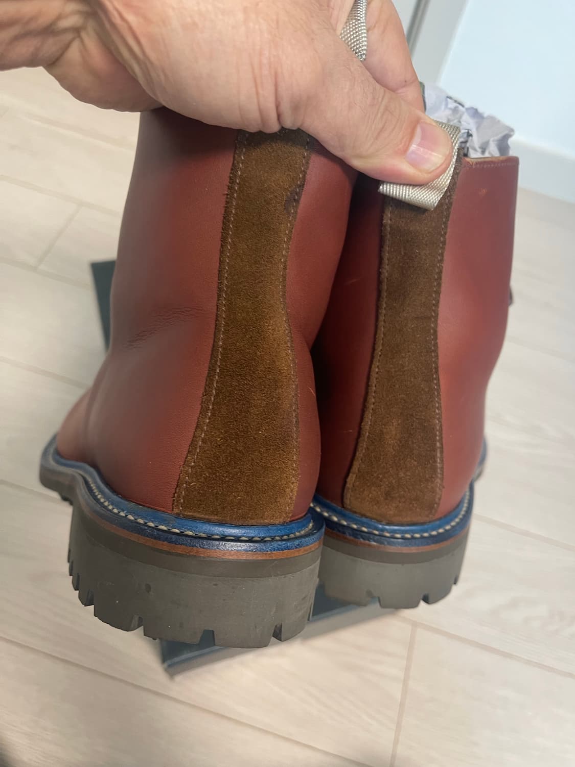 마크 맥네어리 Tan Waxy Snuff Suede Derby Boot  상품이미지8