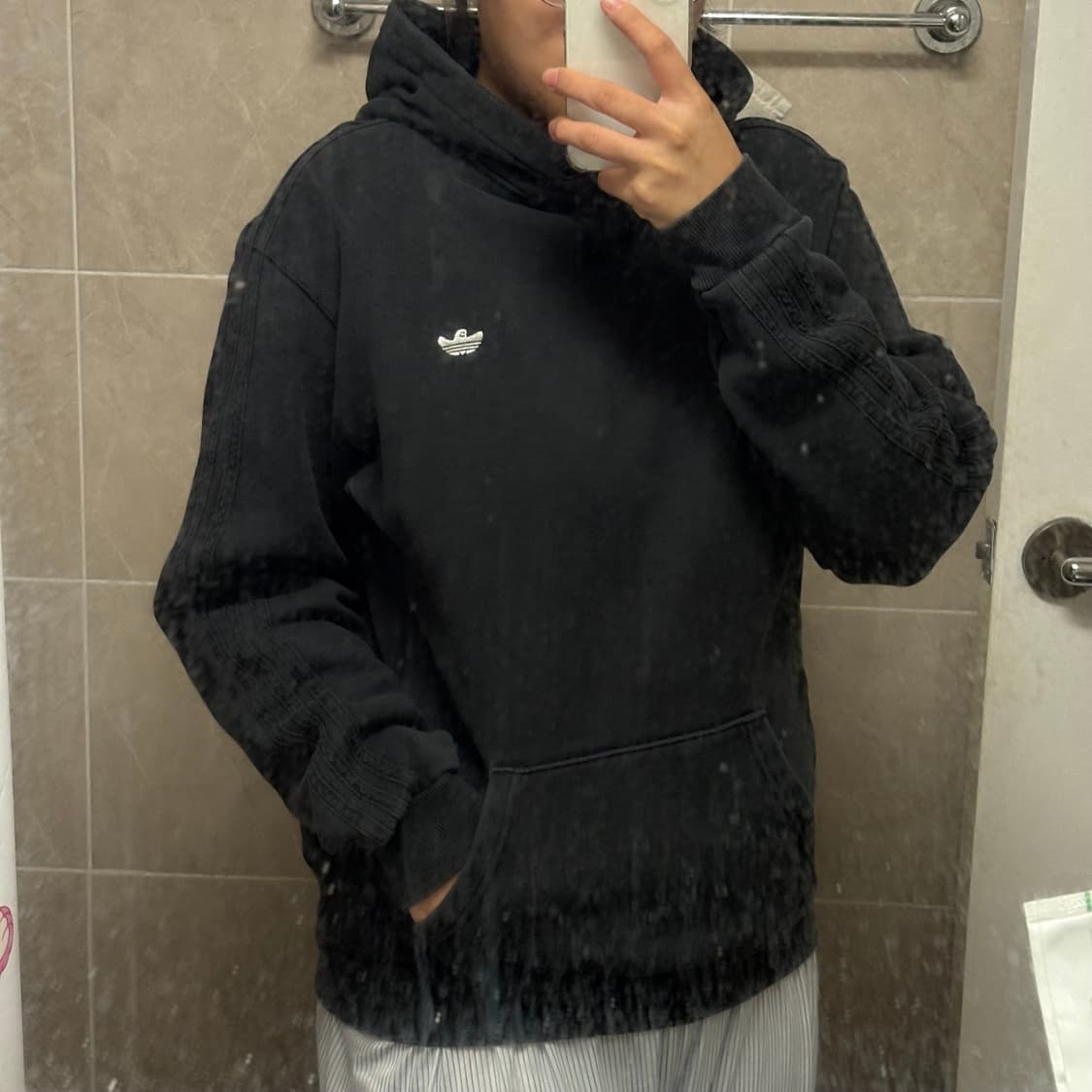 아디다스 X 와릿이즌(마크곤잘레스) 콜라보 올블랙 피그먼트 워싱 후드티 상품이미지2