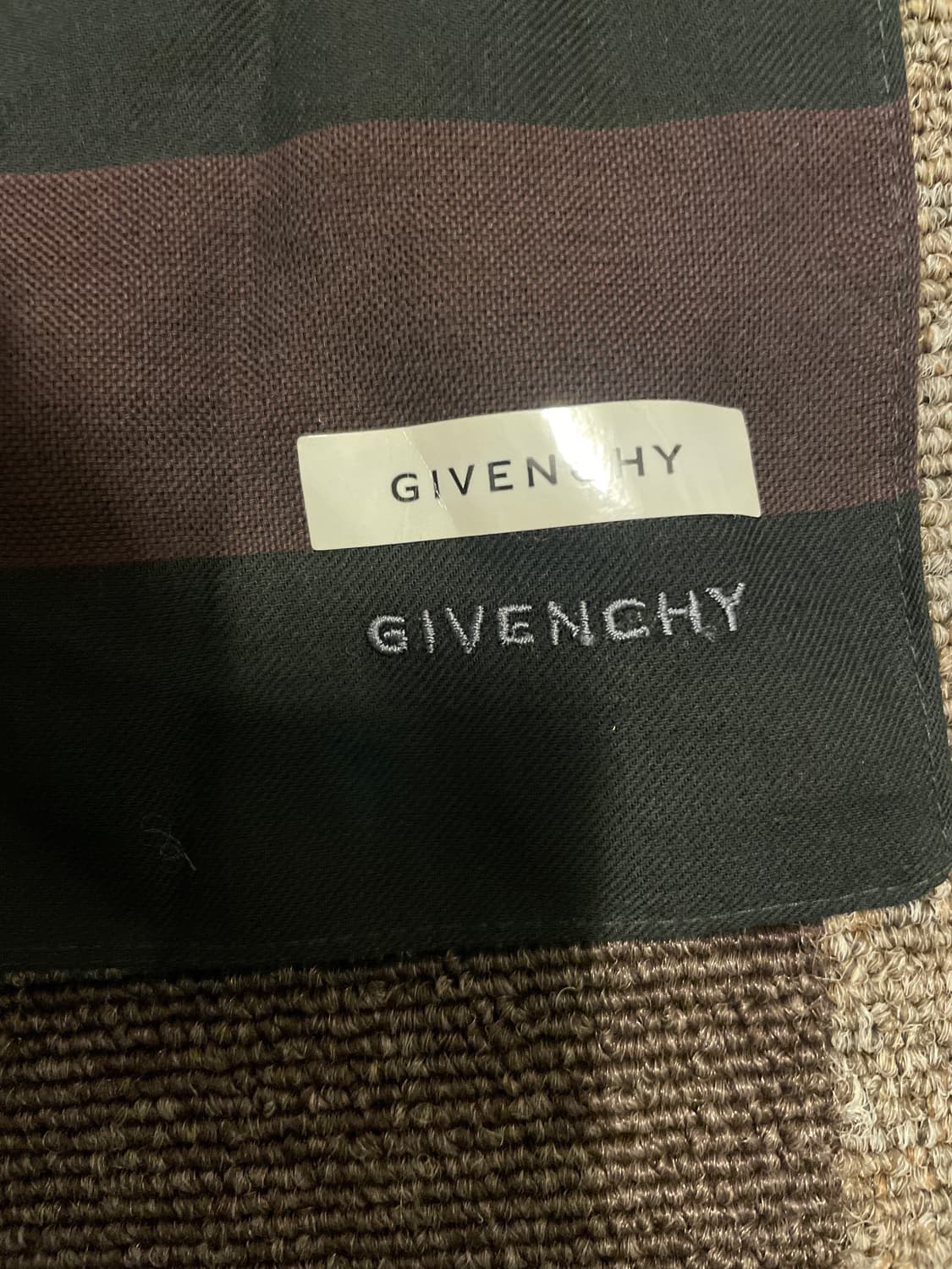 Givenchy handcuff 상품이미지2