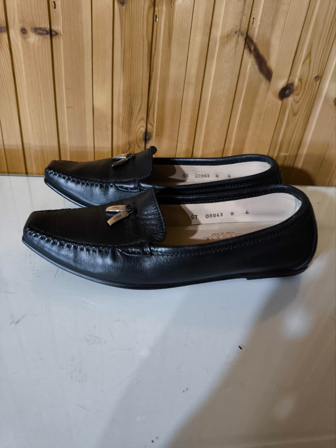 6 230mm 페라가모 플랫슈즈 메탈 로고 테슬 구두  상품이미지2