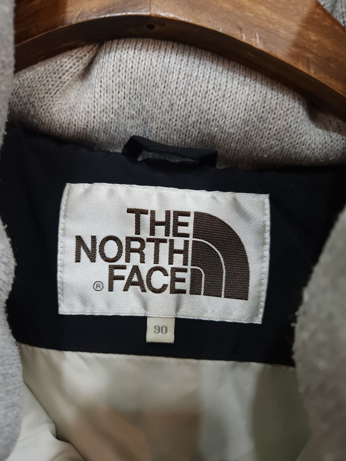 노스페이스 블룸 구스 패딩조끼

 상품이미지4