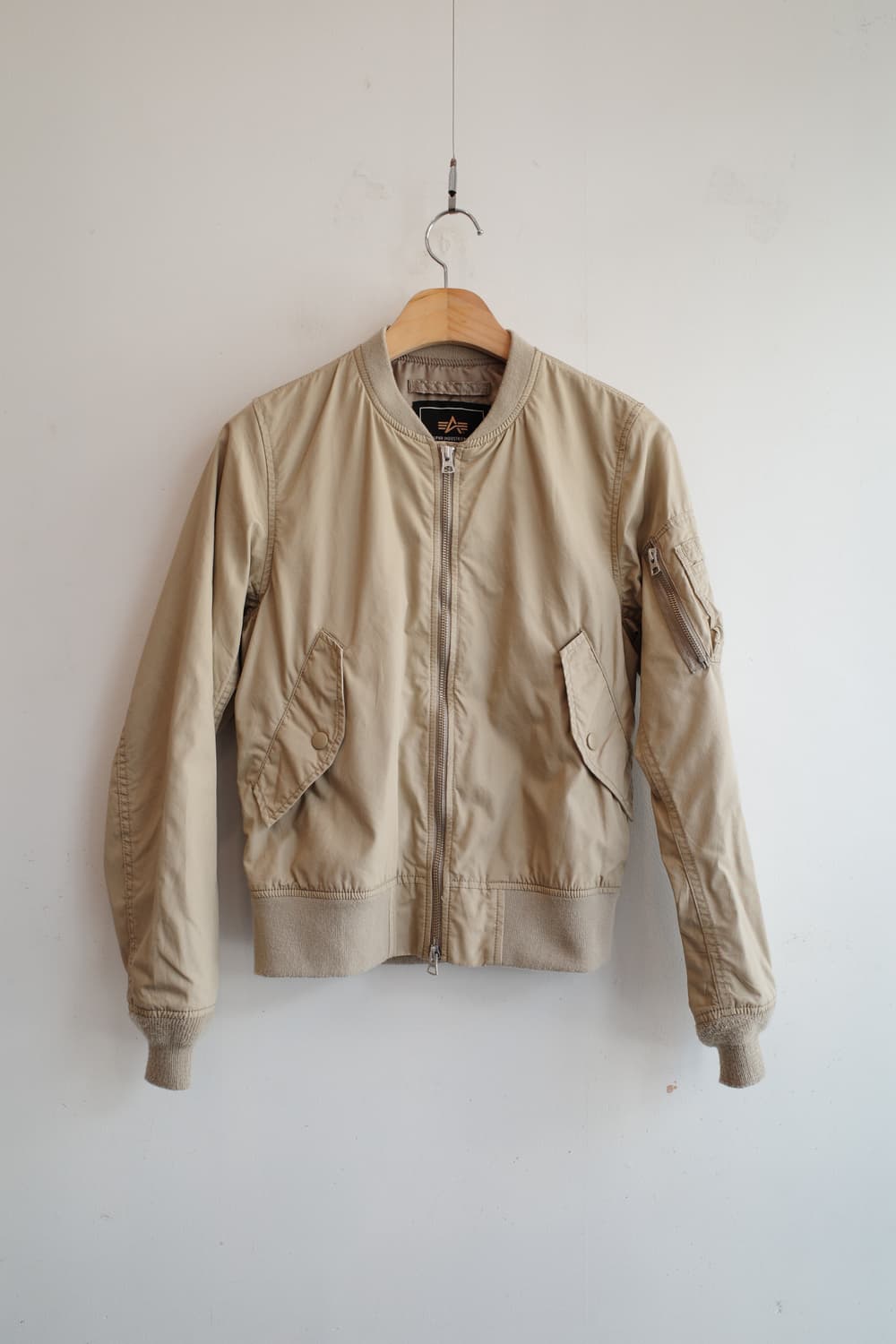 ALPHA INDUSTRIES 알파 인더스트리 MA-1 점퍼 상품이미지1