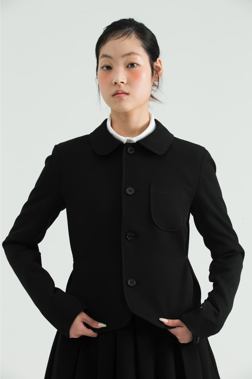 스마트어반유즈풀 플라워 버튼 자켓 블랙 1 사이즈 상품이미지4