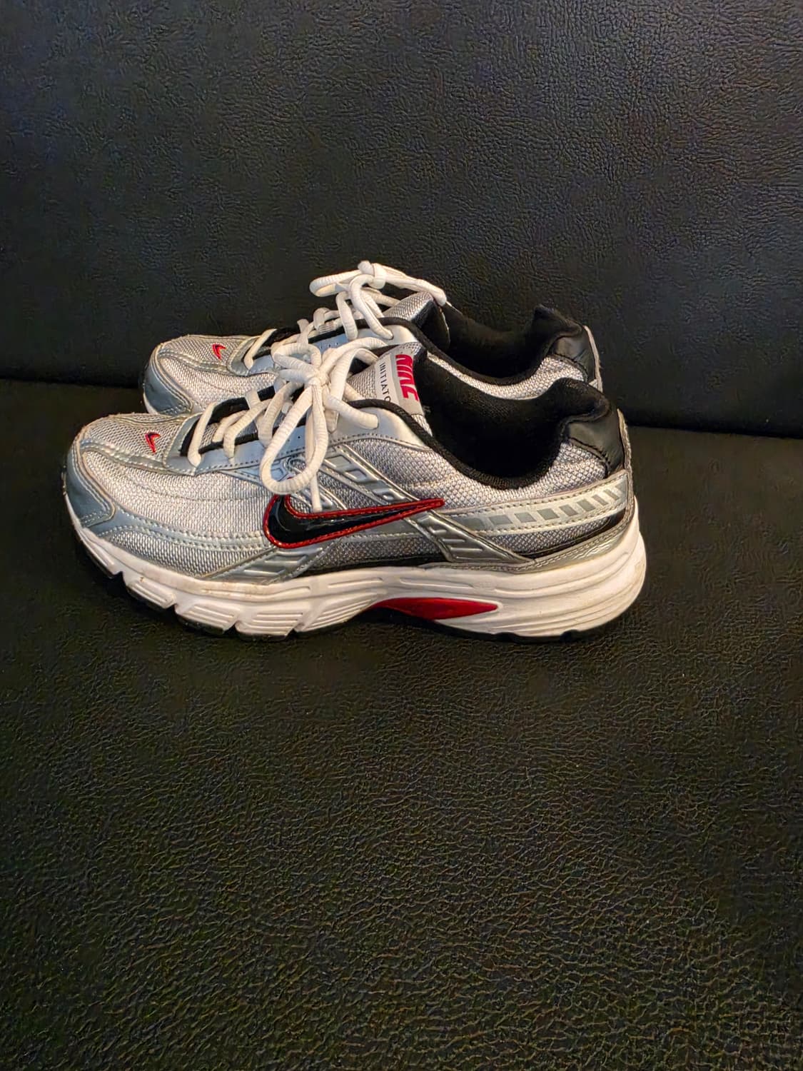 나이키 이니시에이터 런닝화 실버/레드 상품이미지5