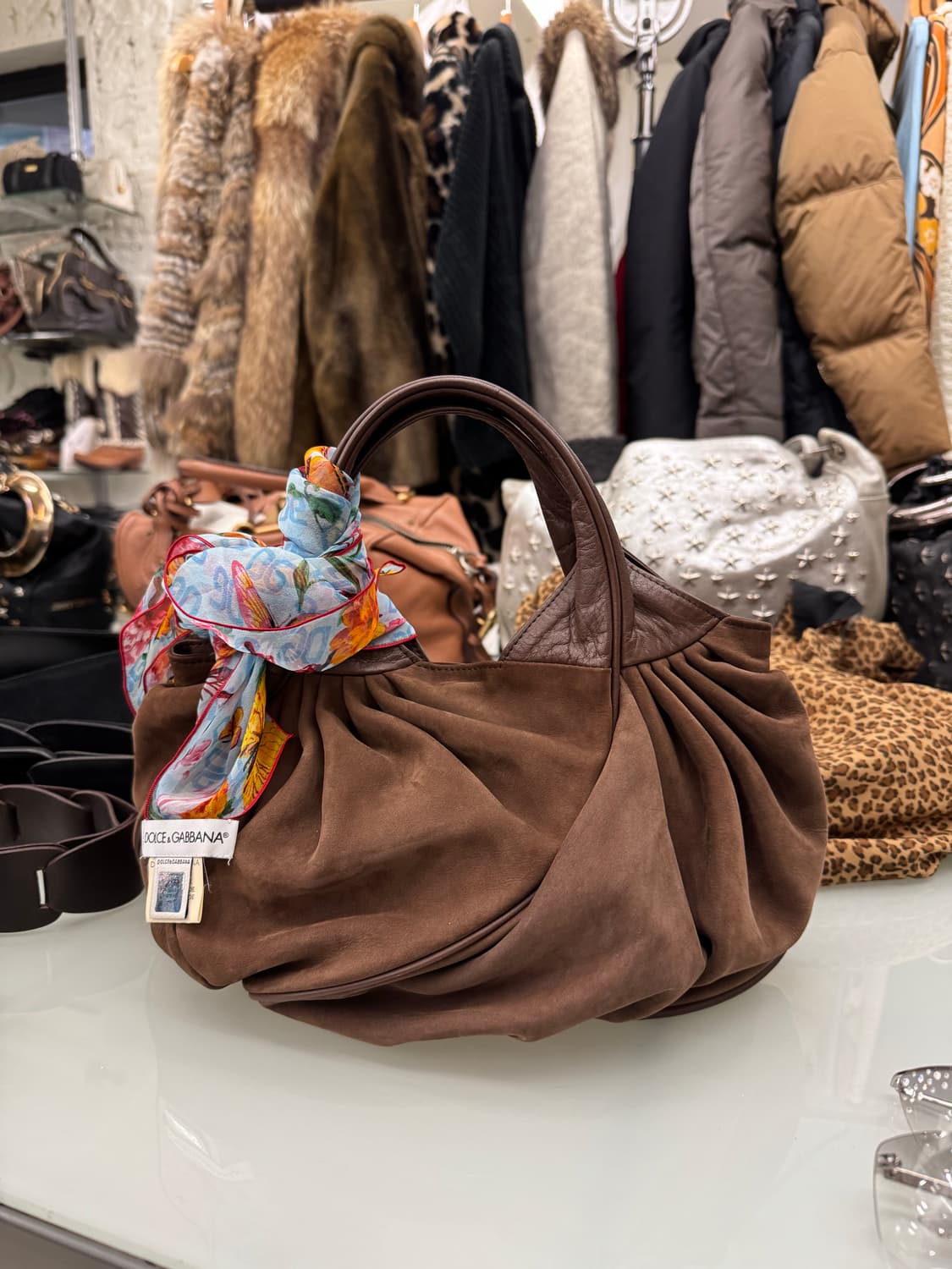 i ro se Suede Gathered Mini Bag 상품이미지6