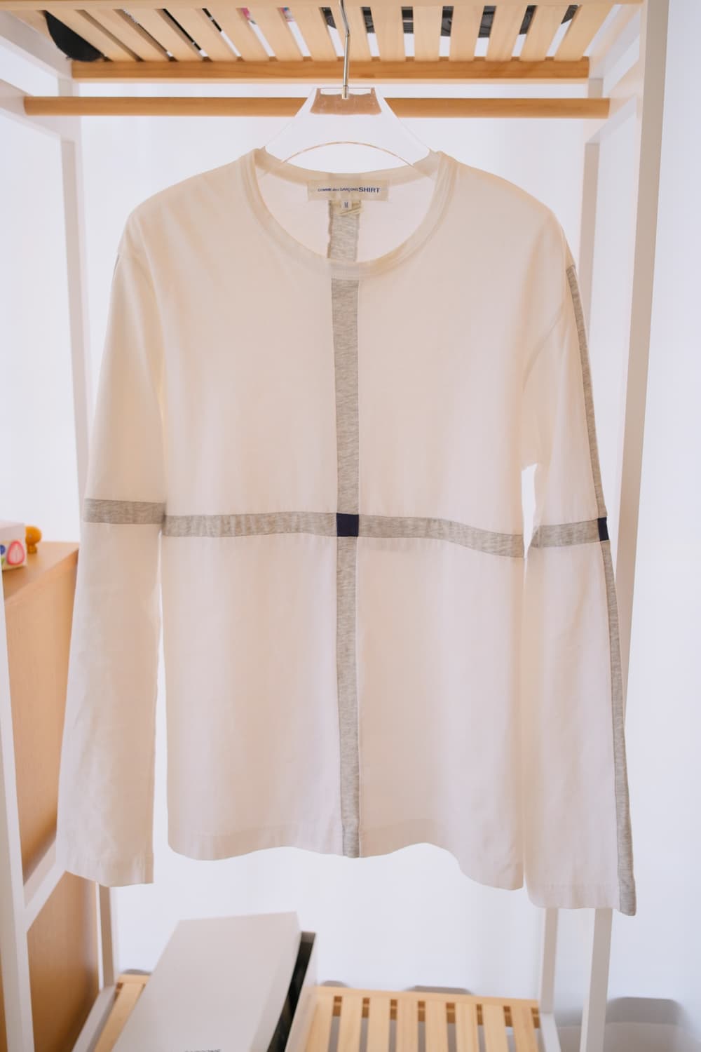 Cross long sleeve top 상품이미지1