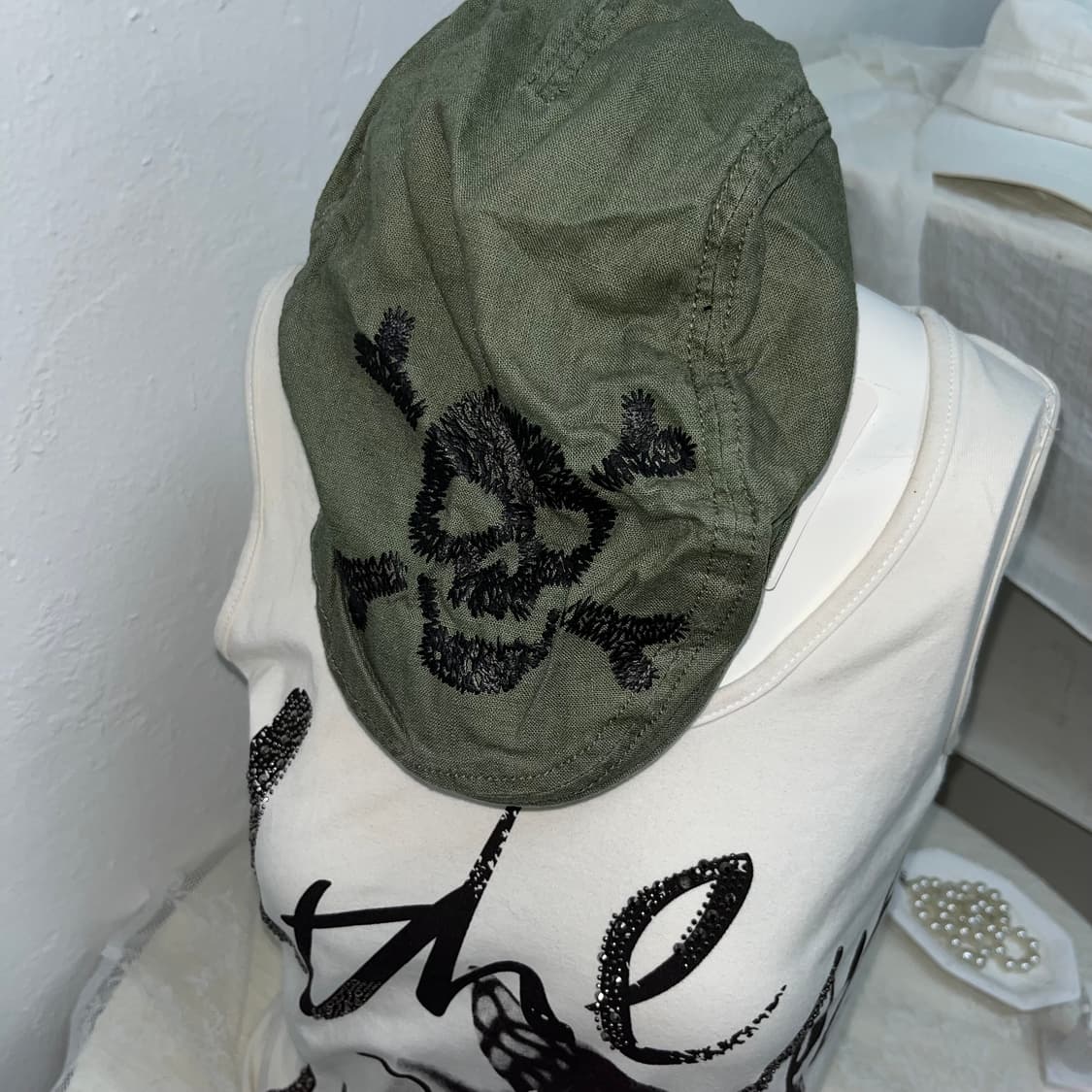 빈티지 카키 해골 자수 헌팅캡 상품이미지1
