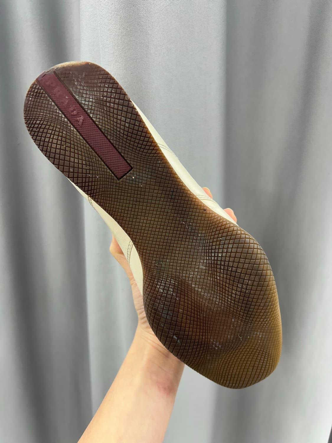 프라다 레이스업 레더 스니커즈 상품이미지3