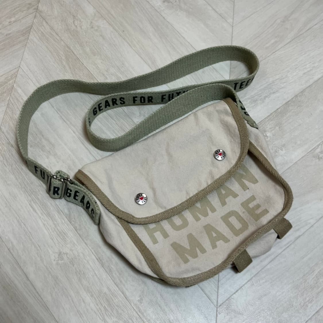 휴먼메이드 툴백 스몰 크로스백 상품이미지4