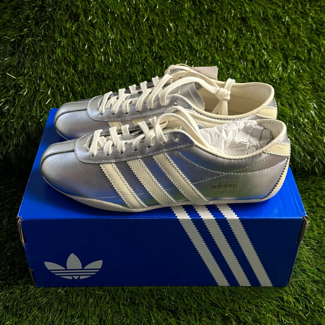 (W) 아디다스 도쿄 실버 메탈릭 크림 화이트 상품이미지1