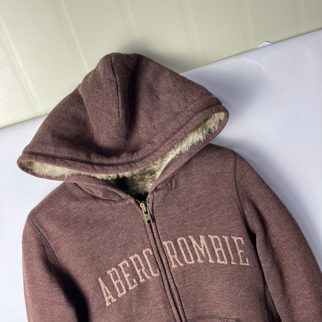 [A&F] 아베크롬비 로고 울프죠 후드집업 상품이미지2