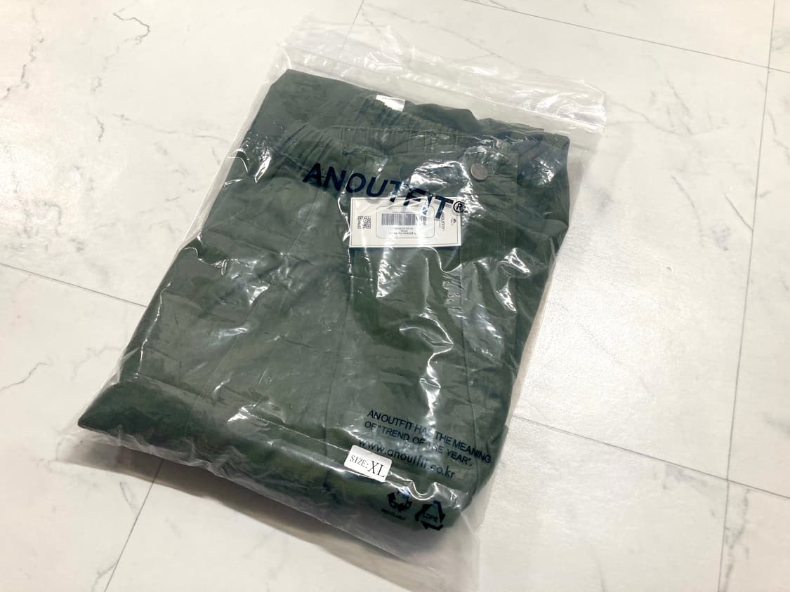 (새상품)언아웃핏 원턱 와이드 세미밴딩 카고 팬츠 36-38 상품이미지8