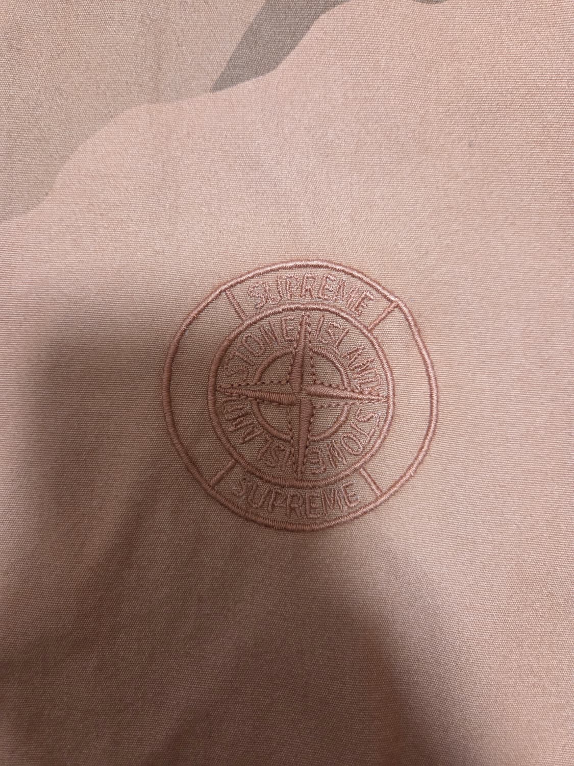 스톤아일랜드 슈프림 라이엇 마스크 카모자켓 코랄 상품이미지3