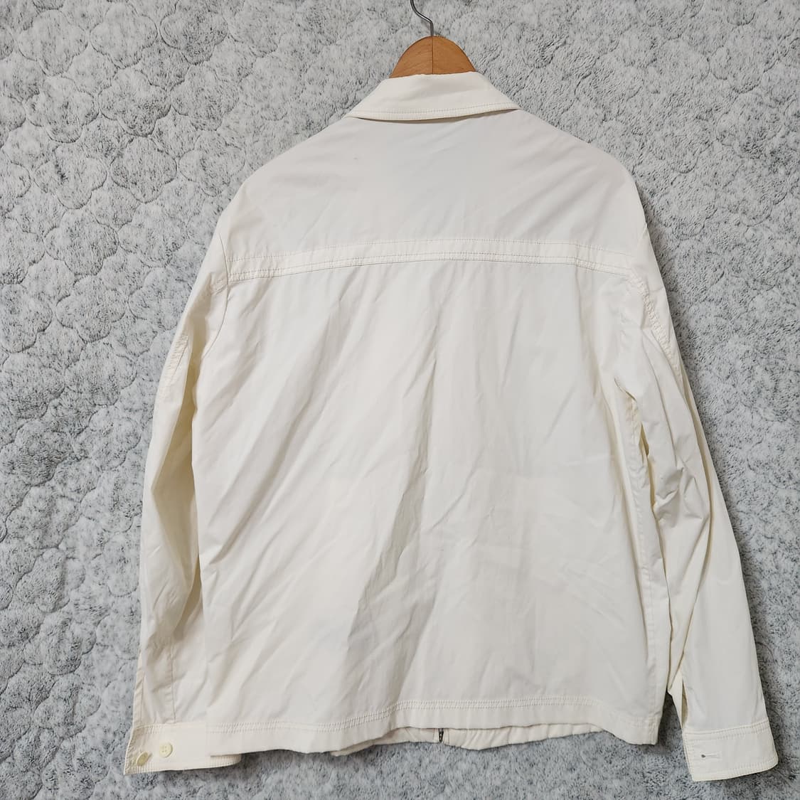 H376 [105] 아쿠아스큐텀 골프 UK 바람막이 점퍼
 상품이미지4