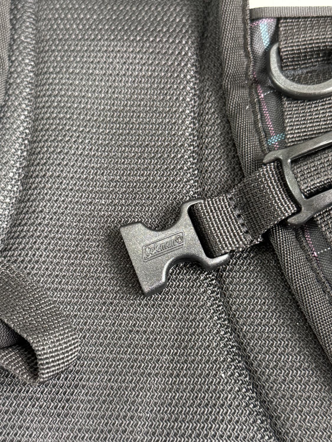 콜맨 타탄체크 백팩 블랙 상품이미지8