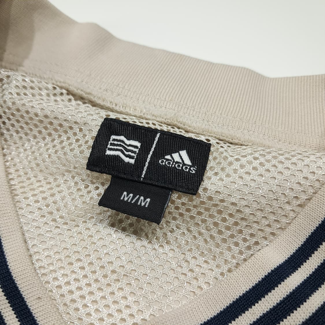 CK064 FREE 아디다스 90s 베이지 소매 탈부착 크롭 자켓 상품이미지3